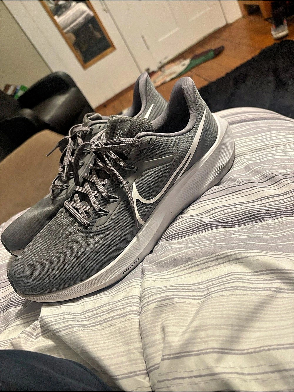 Nike Air Zoom Pegasus 38 Men's Gray Athletic Shoes